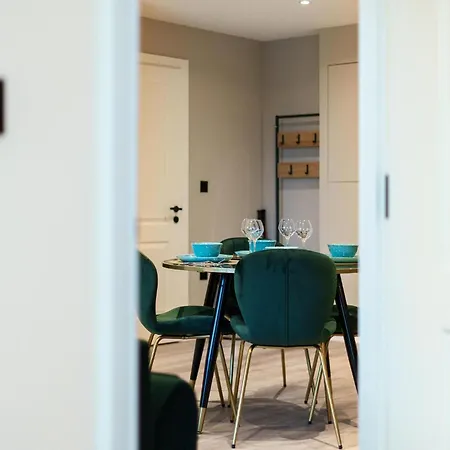 Apartment Emerald Elegance, 2bed 2bath Leeds Escape, Center & Stadium *