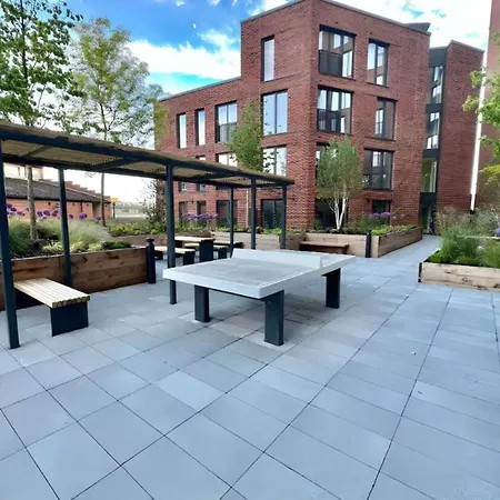 アパート Jungle Luxe Retreat, 2bed 2bath Leeds, Center & Stadium