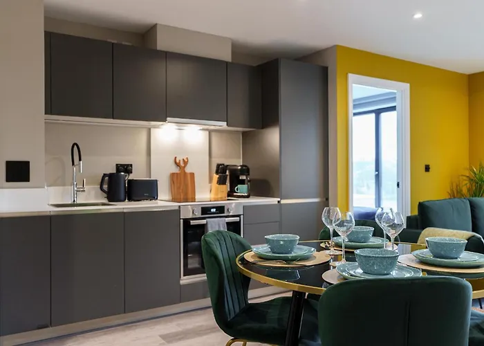 Apartman Jungle Luxe Retreat, 2bed 2bath Leeds, Center & Stadium *
